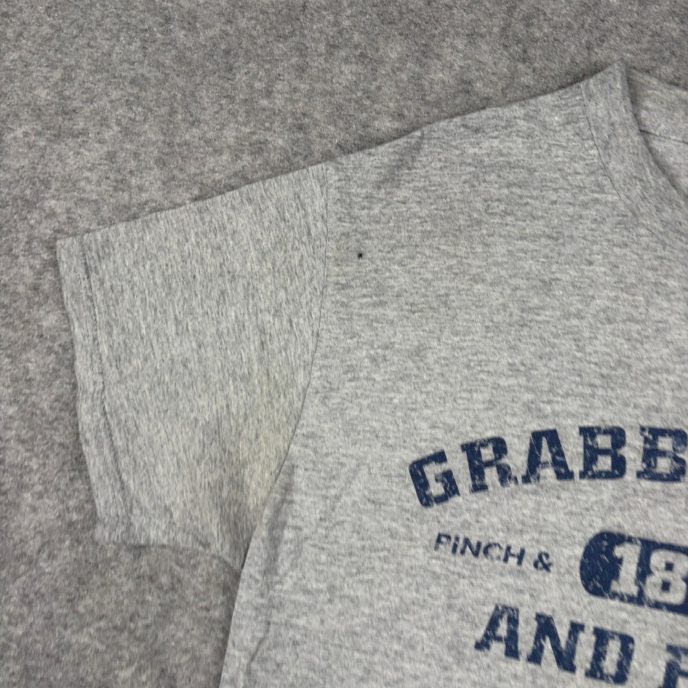 Grabbabootie Graphic T-Shirt Mens Medium Grey Funny Humor Vintage Y2K 90s Surf - Picture 5 of 16